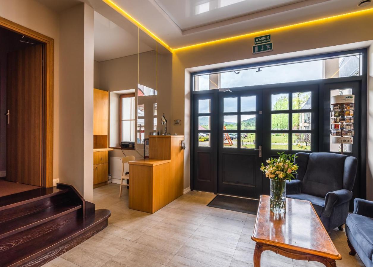 Carynska Resort & Spa 卢托维斯卡 外观 照片