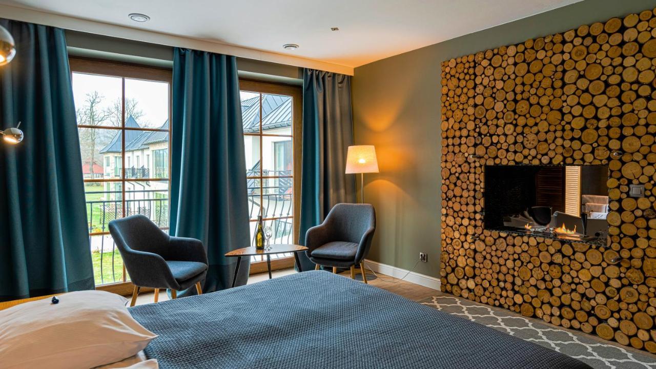 Carynska Resort & Spa 卢托维斯卡 外观 照片