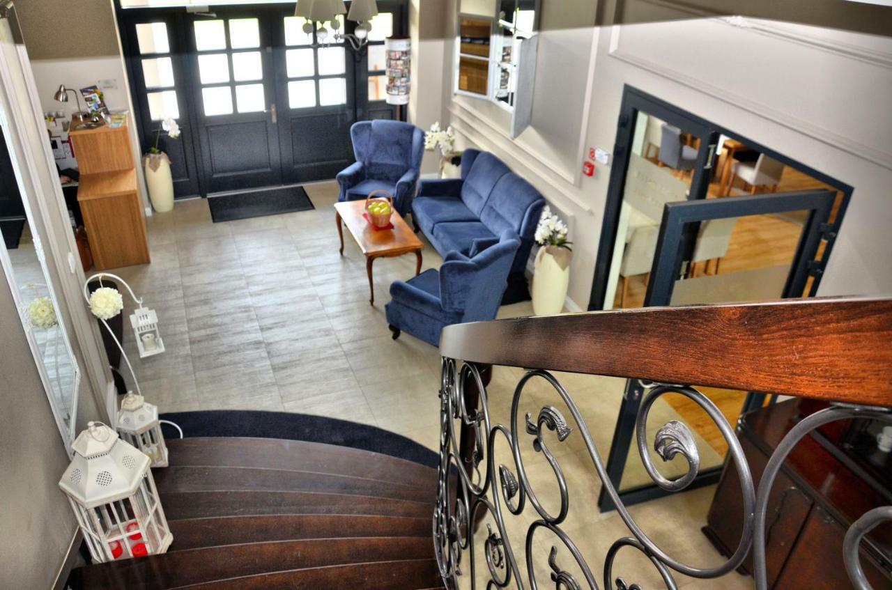 Carynska Resort & Spa 卢托维斯卡 外观 照片